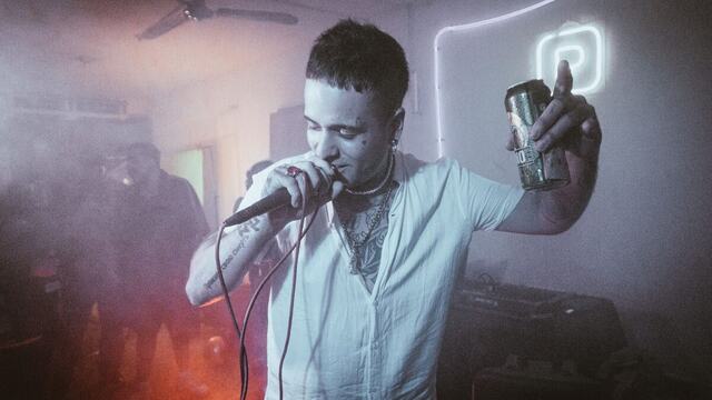 How to make an AI punk song with Suno