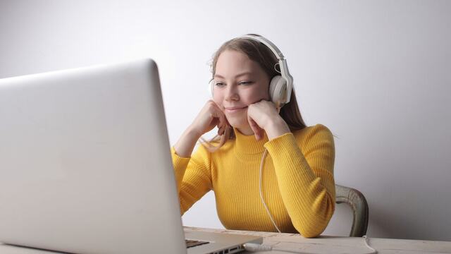 Free AI music generators: best no-cost options